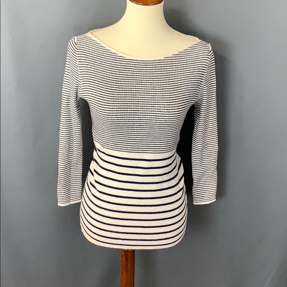 GAP Sweaters - SALE Nwot GAP sweater